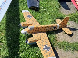anfliegen25 12